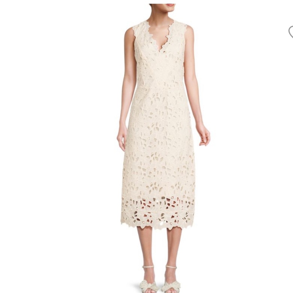 NEW Vince Noveau Lace Midi  Dress. Fully lined.  Cream off-white color.  Size 6
